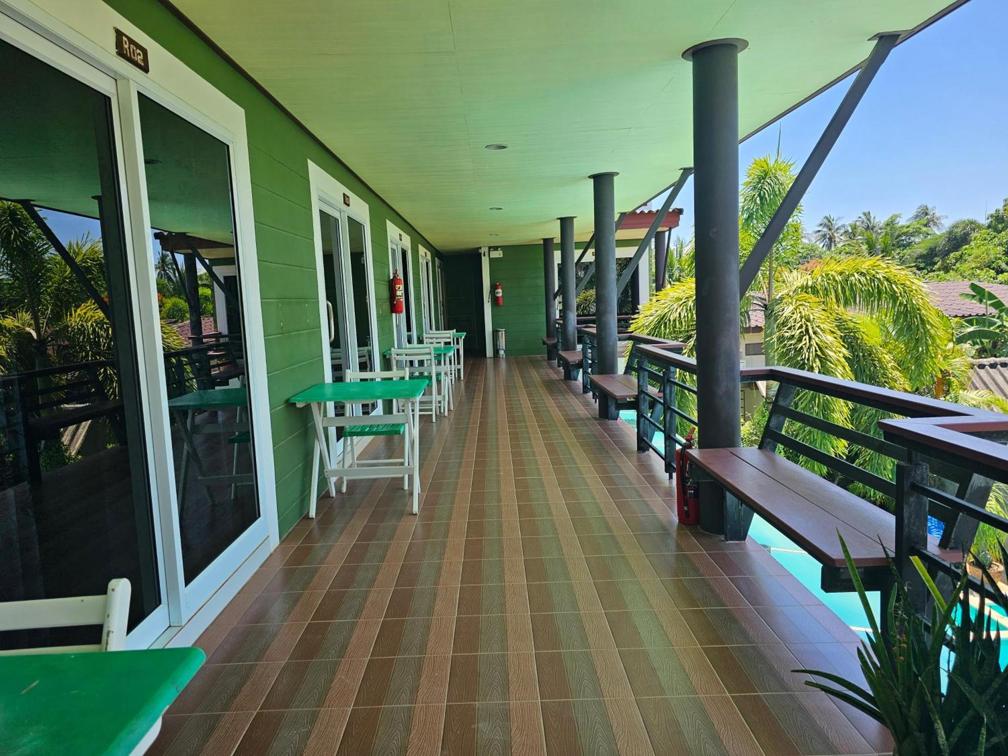 Cha-Cha Hotel Koh Lanta Bagian luar foto