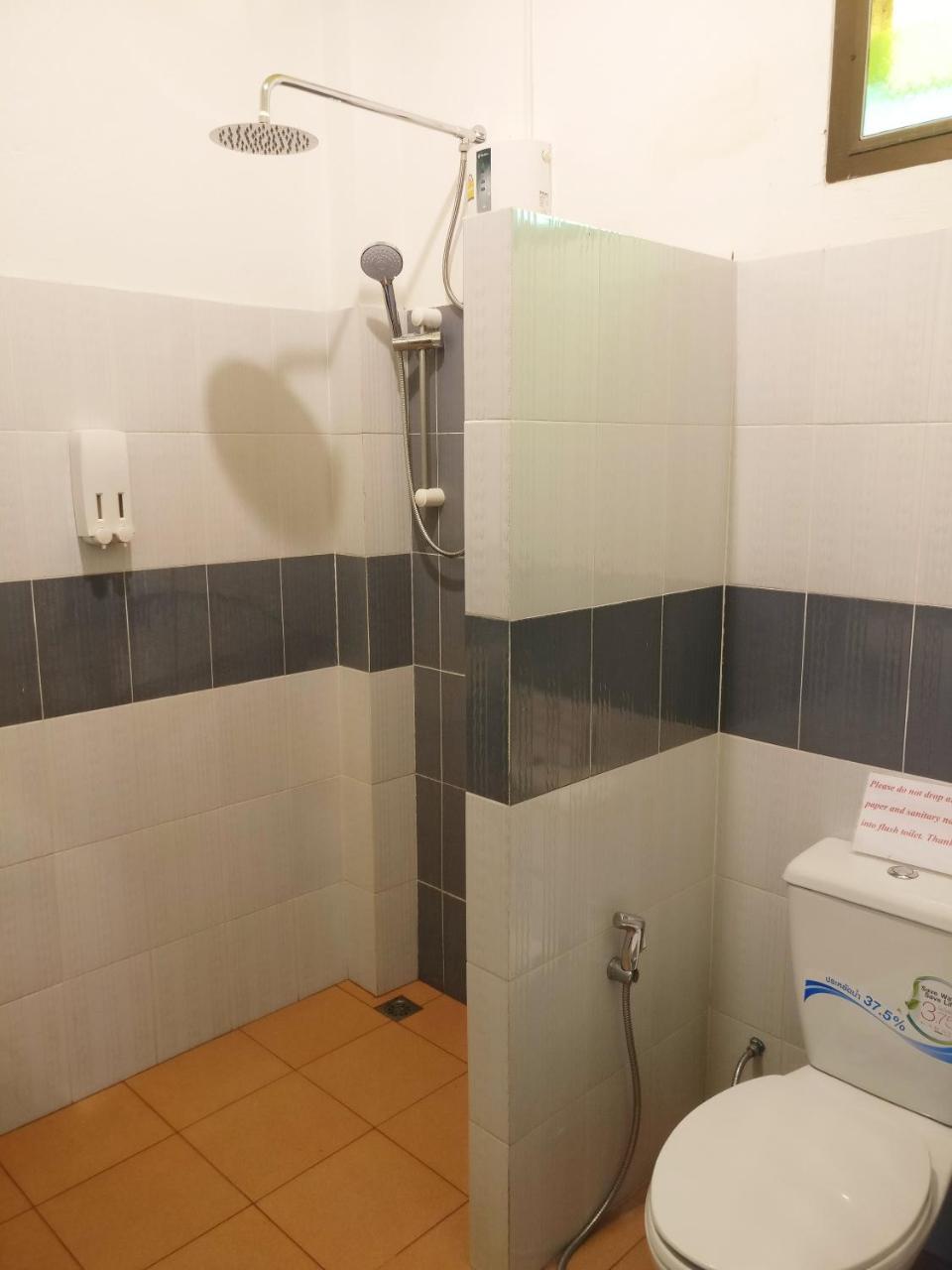 Cha-Cha Hotel Koh Lanta Bagian luar foto